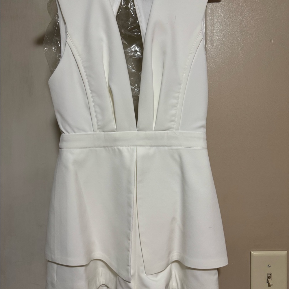 DO+BE White Backless Dress